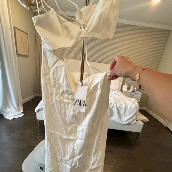 ZARA - SATIN EFFECT CUT OUT DRESS - Picture 8 of 10